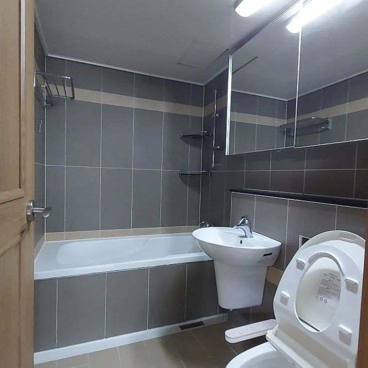 1948697120_2JLRMwBe_9db1b1a98200bb82de439d35ad1fffe3bbd40662.jpg 이미지크게보기